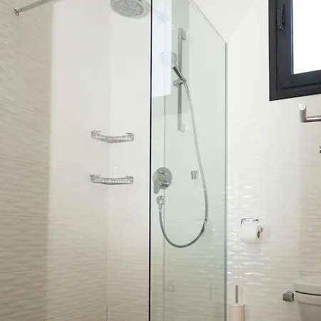 Modern And Luxurious In A Prime * Girne