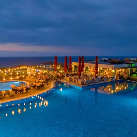 Modern And Luxurious In A Prime Apartment Kyrenia (Northern Cyprus)