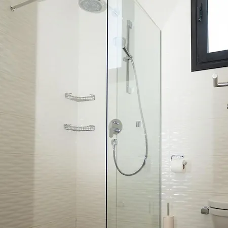 Modern And Luxurious In A Prime Daire