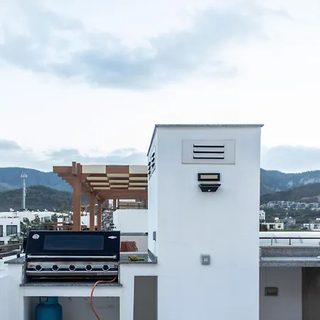 Apartment Modern And Luxurious In A Prime Kyrenia (Northern Cyprus)