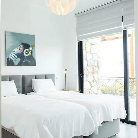 Modern And Luxurious In A Prime Daire *